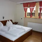 Sportpension Penhab 住宿加早餐酒店 3*