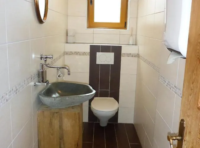 Sportpension Penhab Bed and Breakfast 3*
