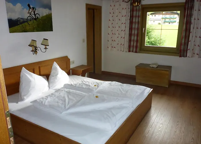 Sportpension Penhab Bed and Breakfast