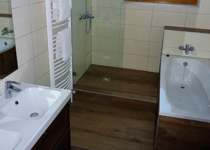 Sportpension Penhab Bed and Breakfast Σάαλμπαχ-Χίντεργκλεμ