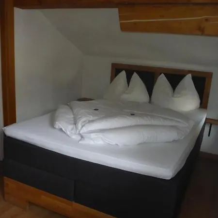 Bed & Breakfast Sportpension Penhab