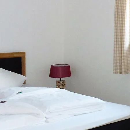 Sportpension Penhab Bed & Breakfast 3*