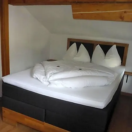 Sportpension Penhab Bed & Breakfast 3*